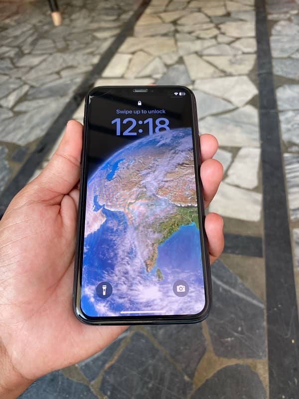 iPhone 11 Pro | Non Pta Factory Unlock | 256GB | Water Pack 9