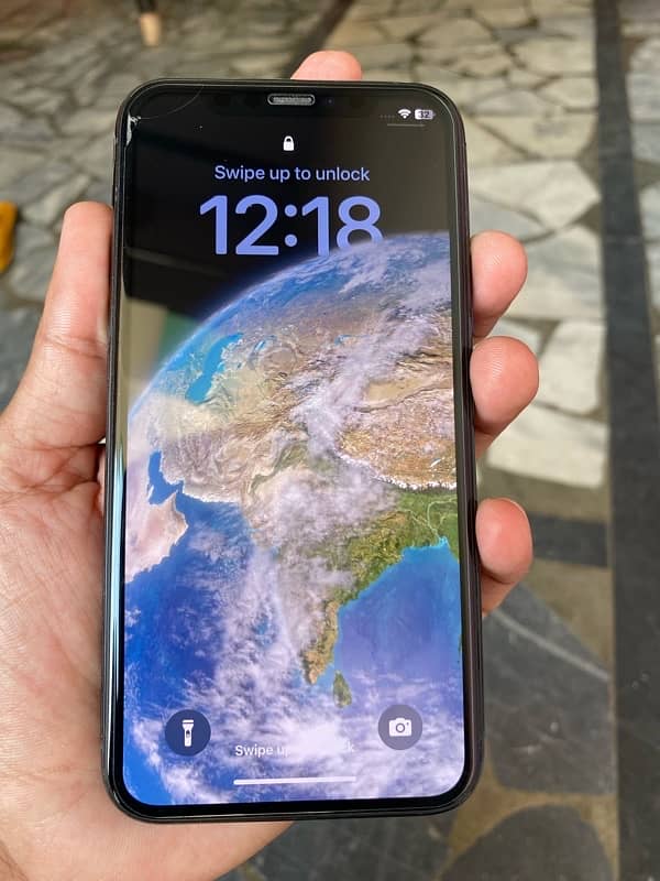 iPhone 11 Pro | Non Pta Factory Unlock | 256GB | Water Pack 10