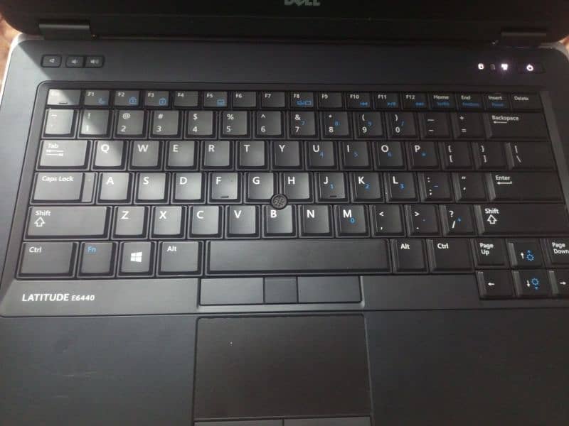 Laptop I5 4th GENERATION 8GB RAM 128 MEMORY SSD CARD+2GB GRAFICS CARD 2