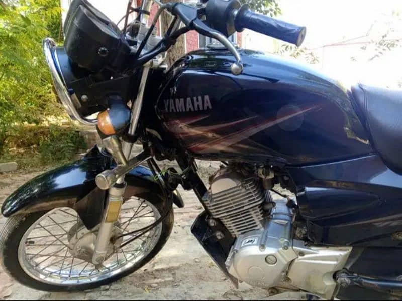 YAMAHA YBR 125 Z 2018 IN A VERY GOOD CONDITION 4