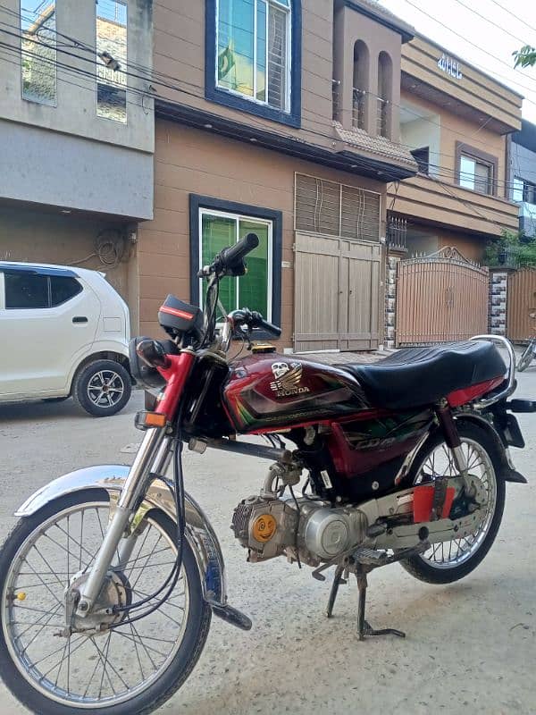 Honda CD 70 2022 3