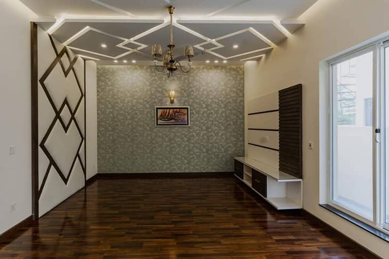 2 Beds Portion Of 1 Kanal Modern Style Upper On Top Location For Rent In DHA Phase 4 Lahore 1