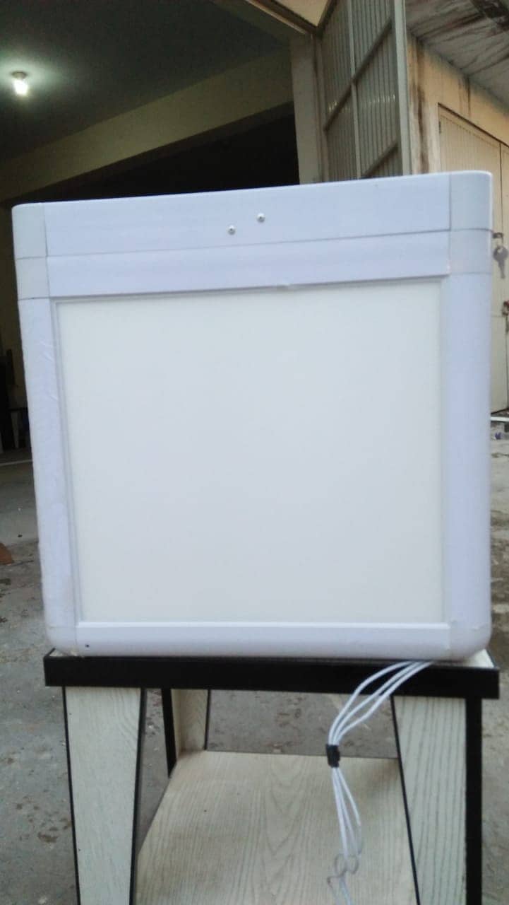 Food Delivery Bag / Box with Led Panel / Delivery bag in Pakistan 8