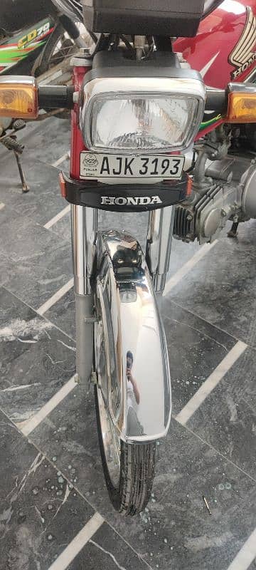 Honda cd70 2022 fresh condition 10/9 12