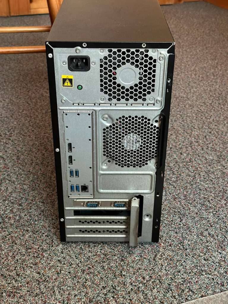 ProLiant ML10 Gen9 Intel Xeon E3-1225v5 1