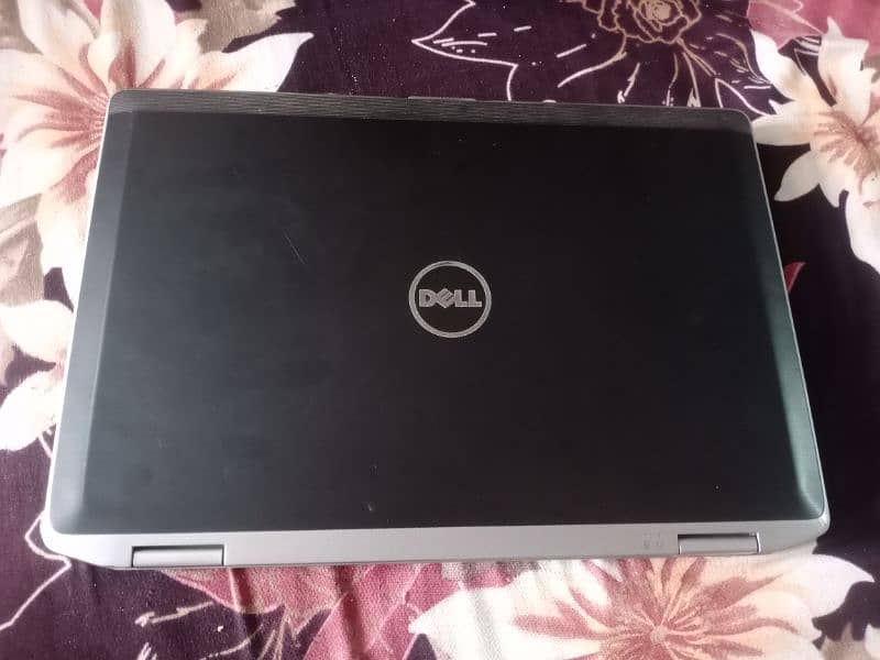 Dell laptop Latitude E6420 1