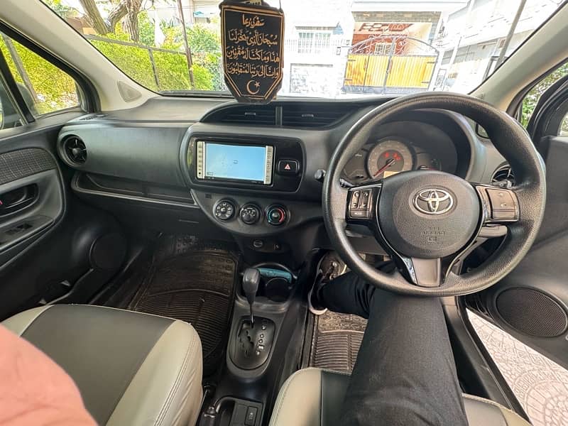 Toyota Vitz 2018 17