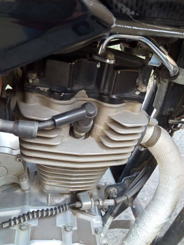 Honda cb 125 f 10/10 condetion 5