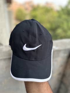 Original brand caps available (Nike)(New era)(polo Ralph lauren)3500