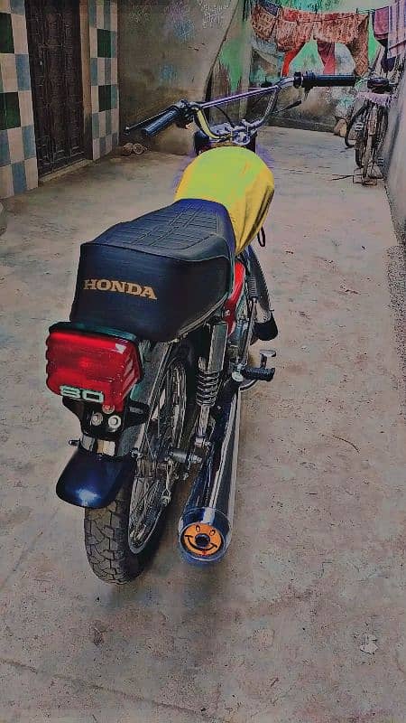 Honda cg125 2002 karachi num 3