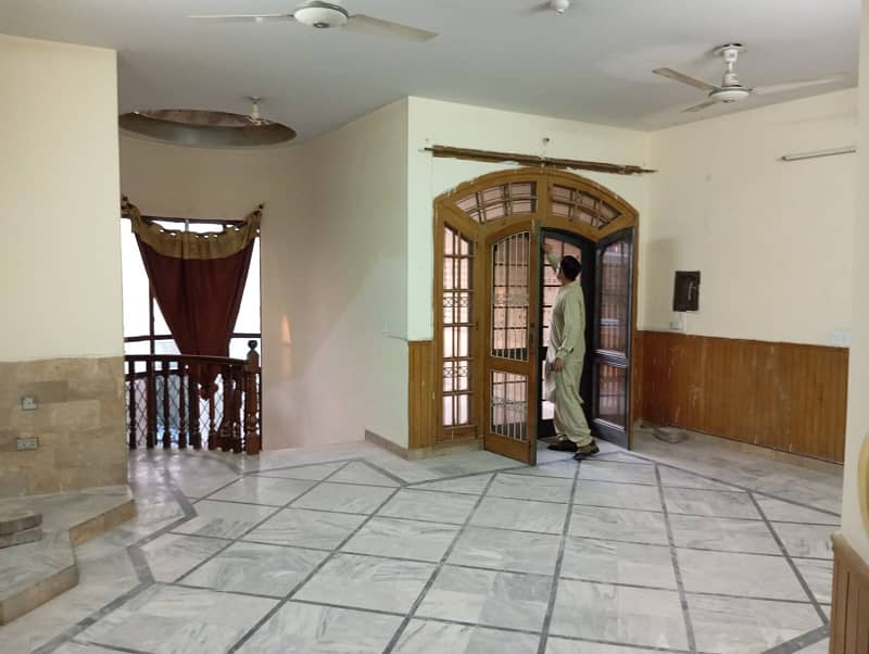 DOUBLE STOREY HOUSE FOR RENT IN I-8 ISLAMABAD. 3