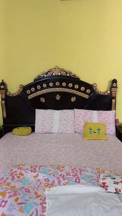 Bed set for sale