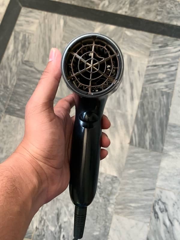 BRAUN CREATION 2 1800 (Hair Dryer) 3