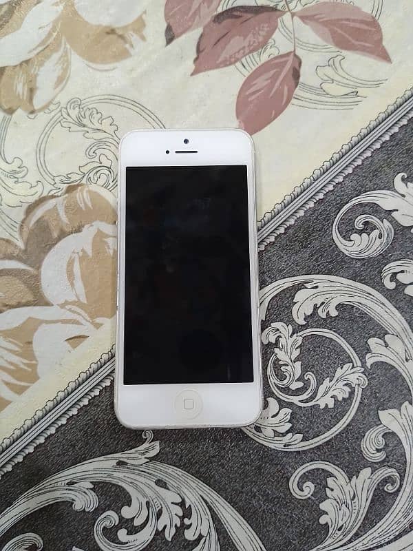 iPhone 5 32GB non PTA Ha 5