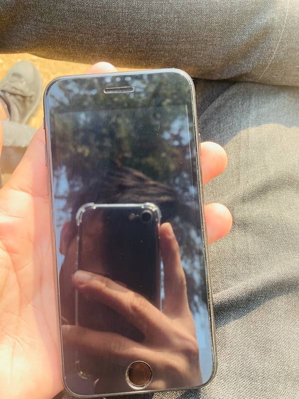 iphone se 2020 for sale 0