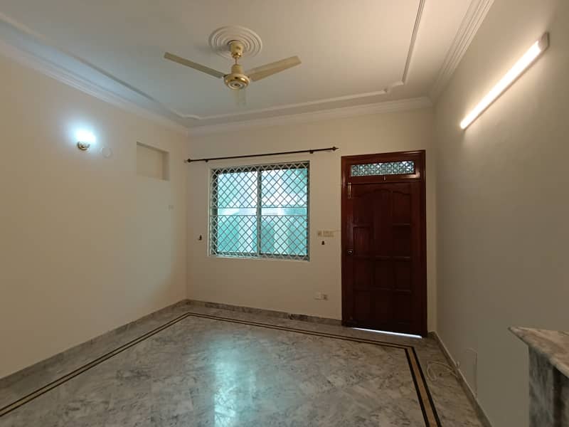 DOUBLE STOREY HOUSE FOR RENT IN I-8 ISLAMABAD. 4