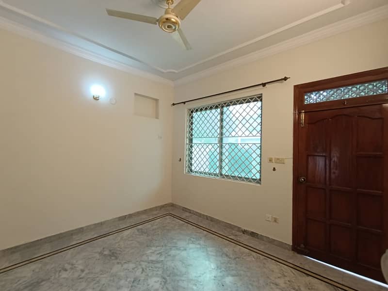 DOUBLE STOREY HOUSE FOR RENT IN I-8 ISLAMABAD. 5