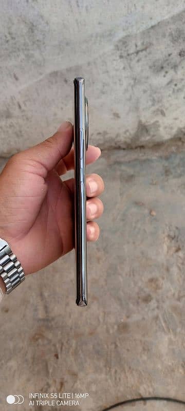 Tecno Spark 20 pro plus only for exchange 10/10 condition 2 month used 3