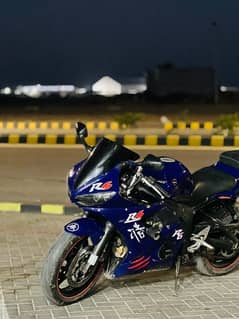 Yamaha R6