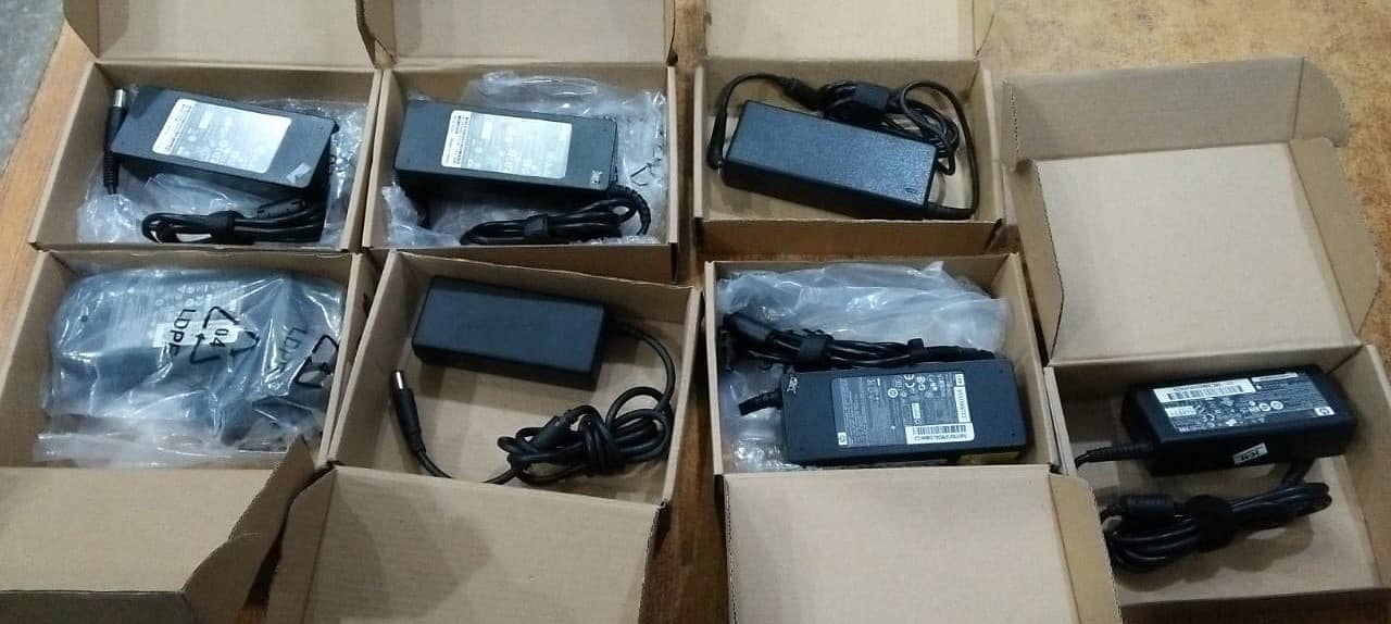 Laptop Chargers Dell Hp Lenovo Toshiba 2