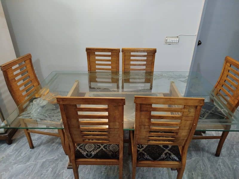 Dining table for sale 3