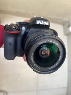 nikon d5300 with 18-55 lens 0