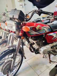 Honda 125 (2023 genuine condition)