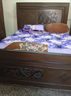 bed set for urgent sale bed side table dressing table