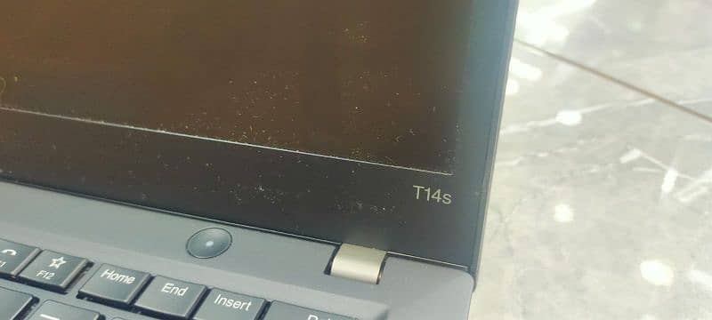 LENOVO  T14s model 2