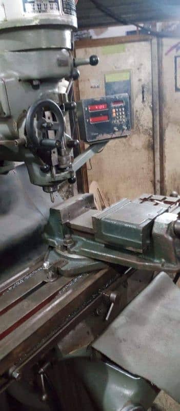 milling machine   phone no 03039968768 ( 03144321068) 2