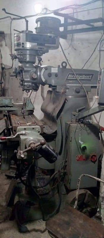 milling machine   phone no 03039968768 ( 03144321068) 3