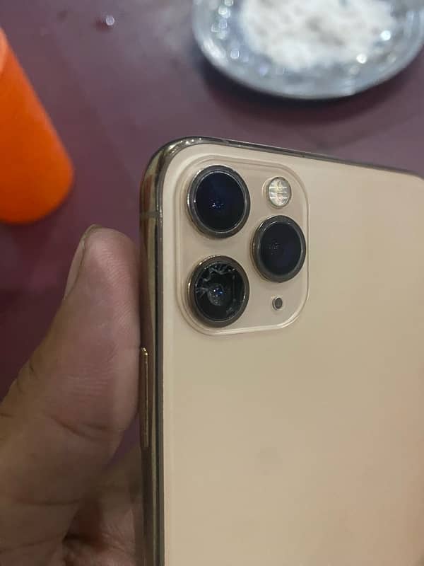 I phone 11 pro max 256gb NON pta 1