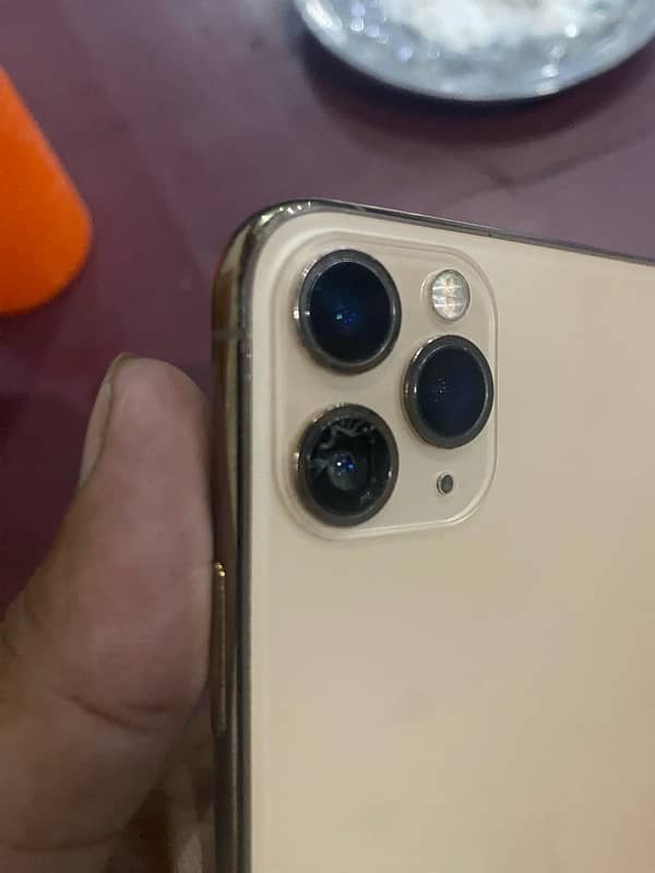 I phone 11 pro max 256gb NON pta 2