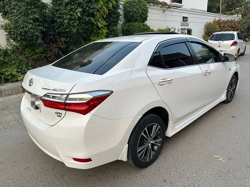 Toyota Altis Grande 2018 9