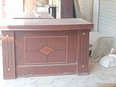 Good condition desk with glass top