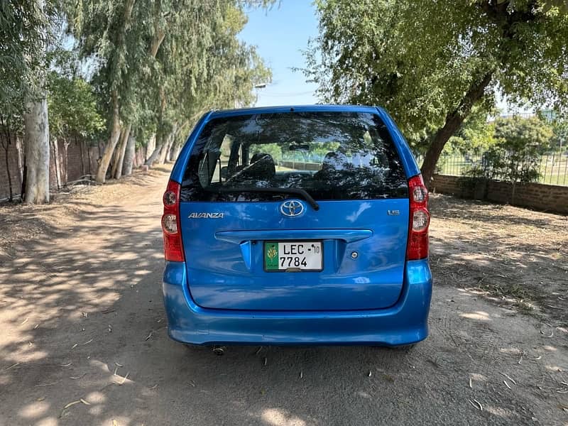 Toyota Avanza 2010 2