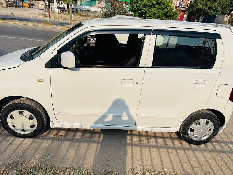 Suzuki Wagon R 2018 8