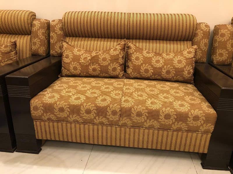 Seven Seater Sofa for Sale 0