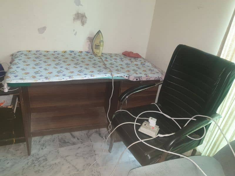 table and chair for sale 1