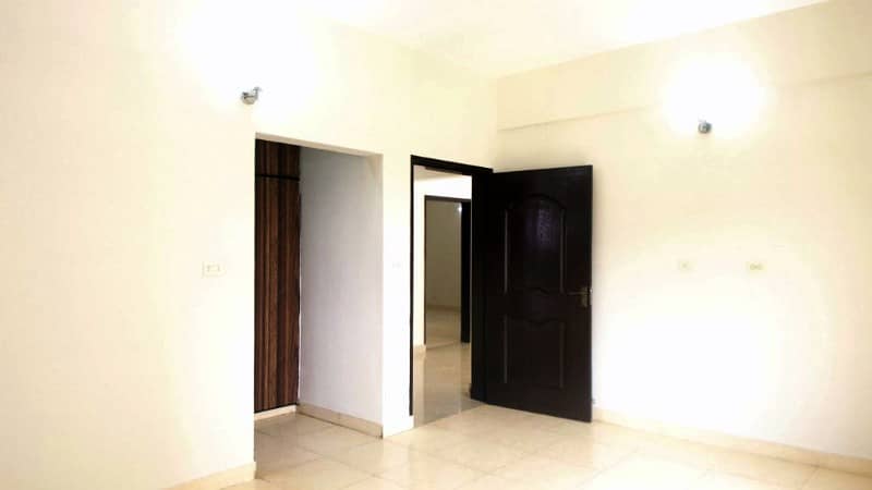 10 Marla 3 Bed Flat For Sale Askari 11 Lahore 23