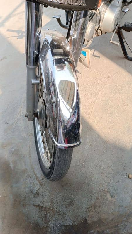 2022 model Honda cd70 for sale lush condition 2