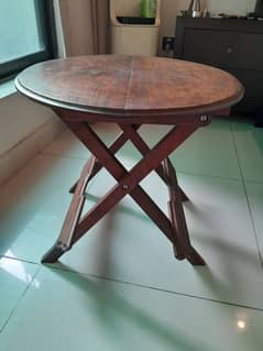 Round side table