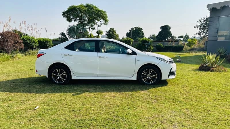 Toyota Corolla Altis 2017 5