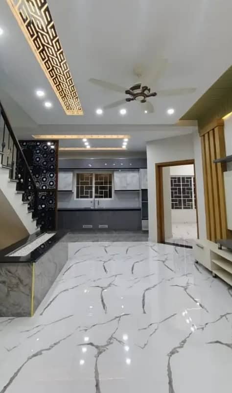 G-11 Brand New 25*50 Park Facing House For Sale 7