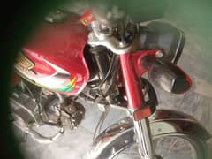 HONDA CD 70 LUSH and GENWAIN condition ma 2022 model. . . . .