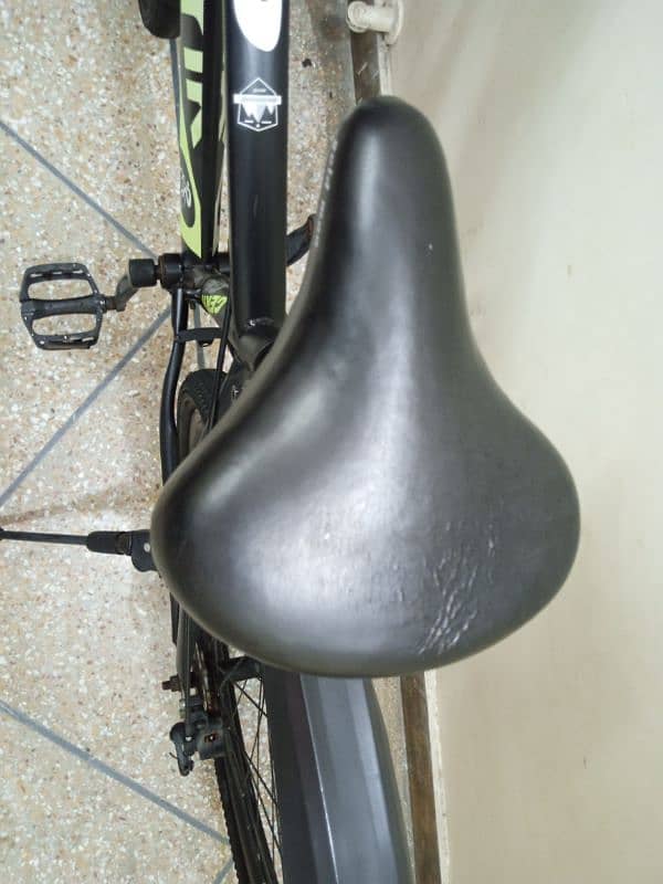 26 INCH IMPORTED GEAR CYCLE 3 MONTH USED URGENT SALE 03265153155 17