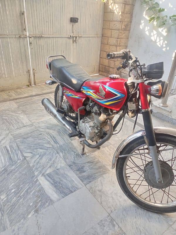 Honda 125 model 2019 lahore registered complete documents 8