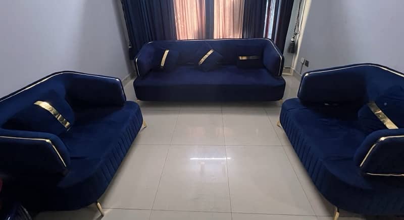 sofa for sale 0