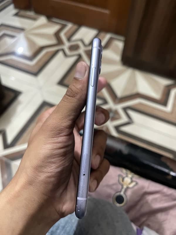 iPhone 11 128GB PTA Approved 1