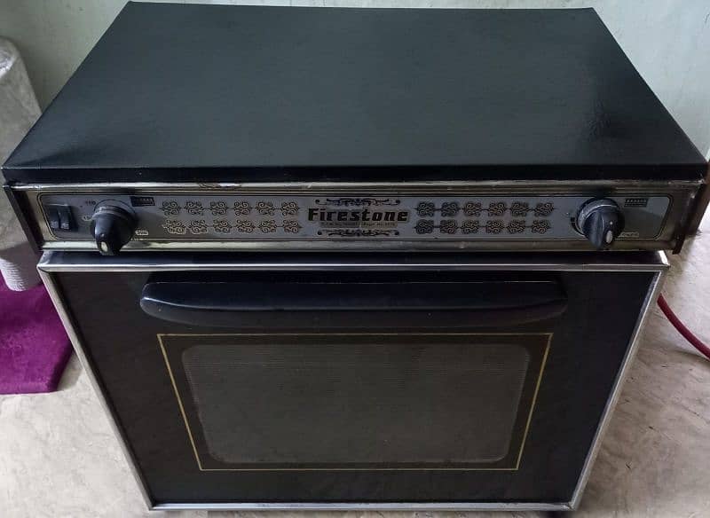 slightly used full size baking oven is available for sale 2